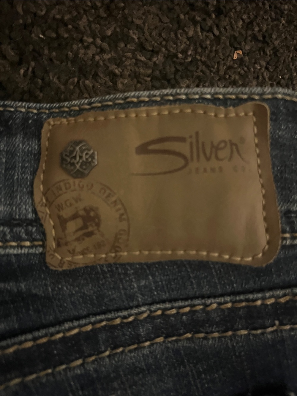 2000’s Silver Dark Blue Distressed Denim Shorts - Picture 8 of 9